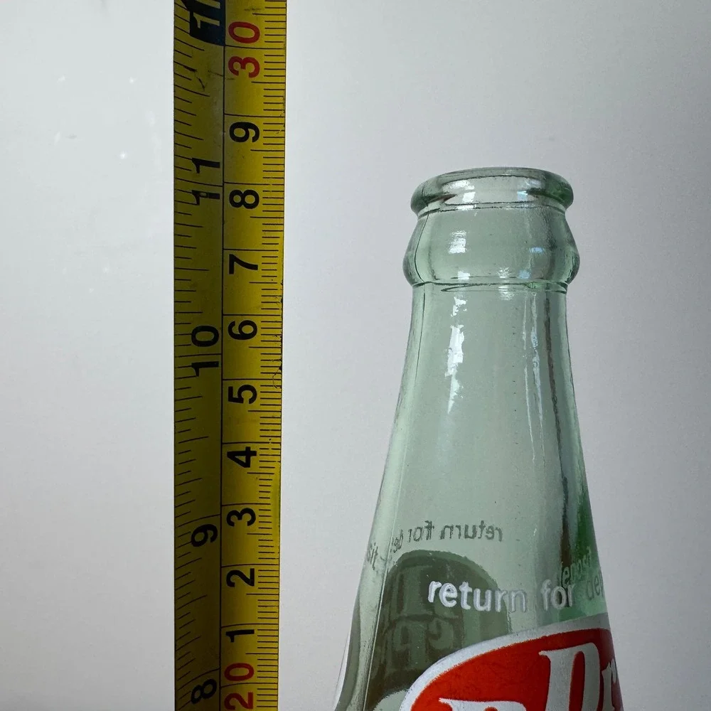 Vintage Dr Pepper‎ Glass Bottle 16 oz One Pint Green Glass Soda Collectible